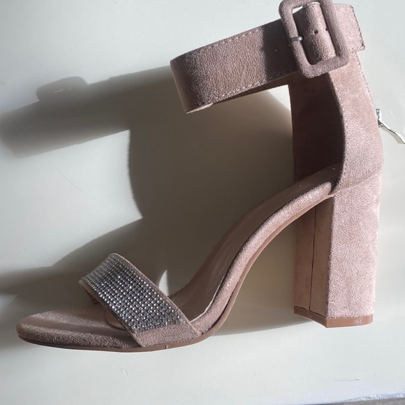 Nude heel - Picture 2 of 3